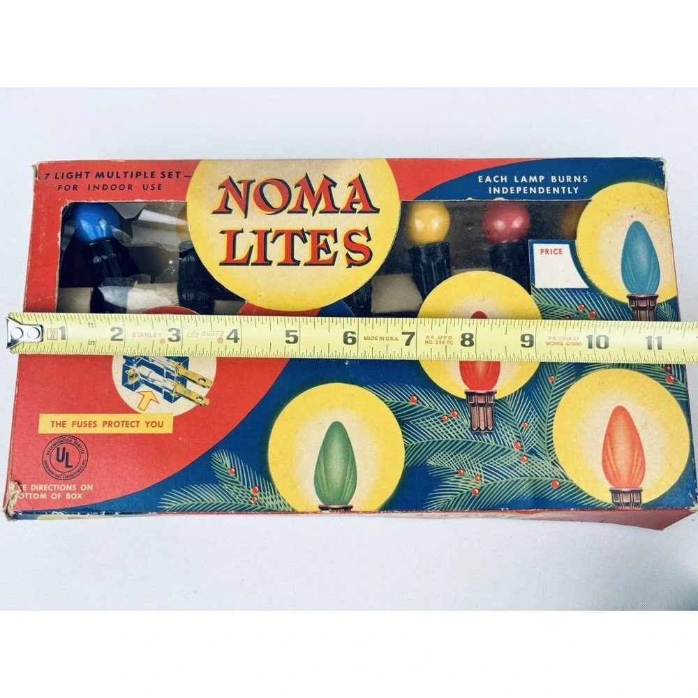 Vintage Noma Lites Christmas Lights C-7‎ Bulbs Lamps  Clips Cat 3010-SF
